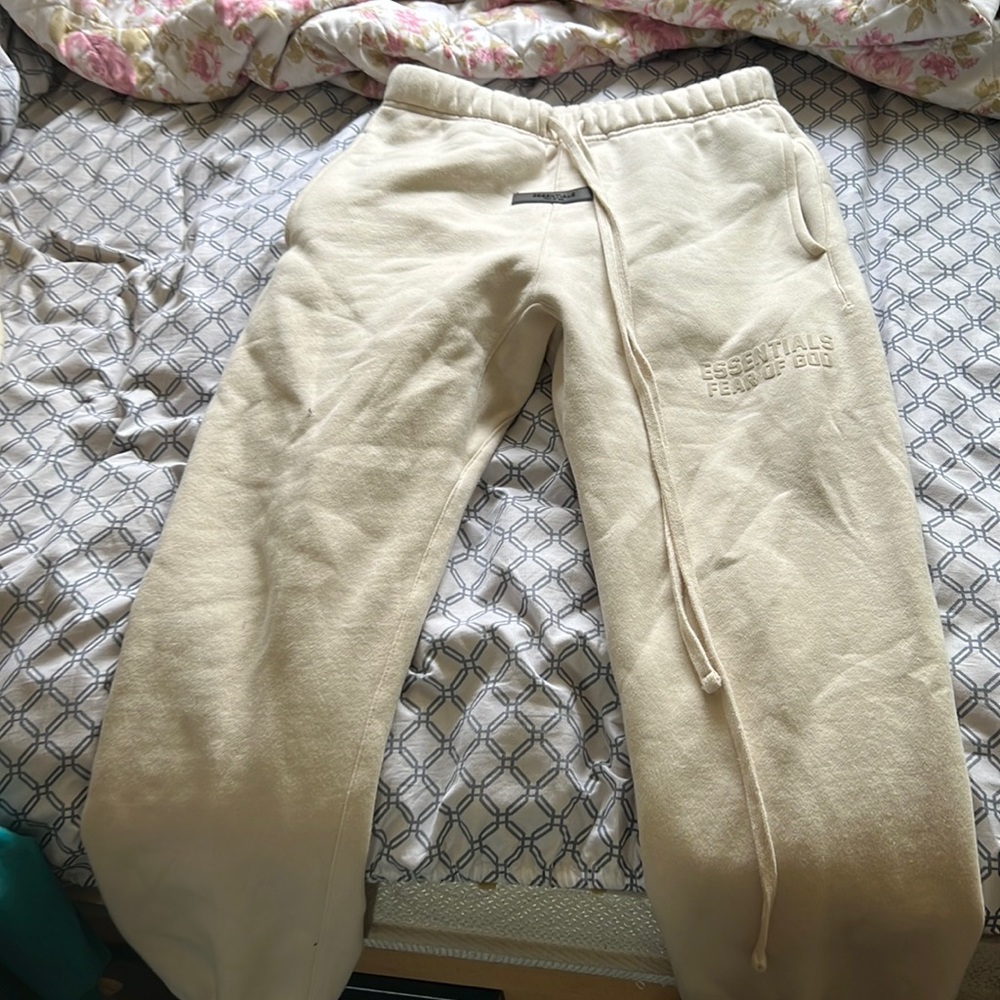 Essentials Egg Shell Joggers